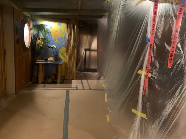 Tahiation Room with temporary protections to minimize dust on the collection.